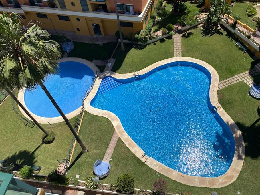 Torremolinos, Playa Del Bajondillo, Primera Linea Exterior photo
